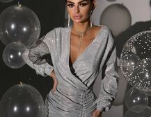 Сяюча сукня міні із завʼязкою на ніжці Сяюча сукня міні із завʼязкою на ніжці | PUSHKA SHOP