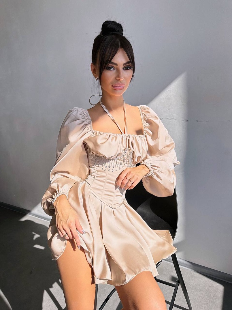 Сукня з корсетом, декорованим бахромою зі страз Ручна робота Сукня з корсетом, декорованим бахромою зі страз Ручна робота | PUSHKA SHOP