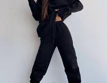 Тёплый комплект: худи + спортивные штаны Тёплый комплект: худи + спортивные штаны | PUSHKA SHOP