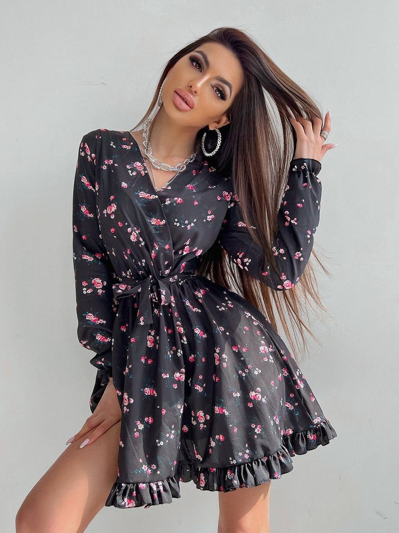 Сукня в квітковий принт з воланами Сукня в квітковий принт з воланами | PUSHKA SHOP