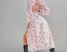 Цветочное платье-миди со шнуровкой на спинке и разрезом на ножке  | PUSHKA SHOP