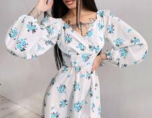 Квіткова сукня-міді з розрізом та об'ємними рукавами Квіткова сукня-міді з розрізом та об'ємними рукавами | PUSHKA SHOP