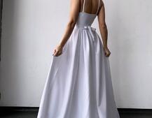 Сукня максі на тонких бретелях з розрізом на спідниці  Сукня максі на тонких бретелях з розрізом на спідниці  | PUSHKA SHOP