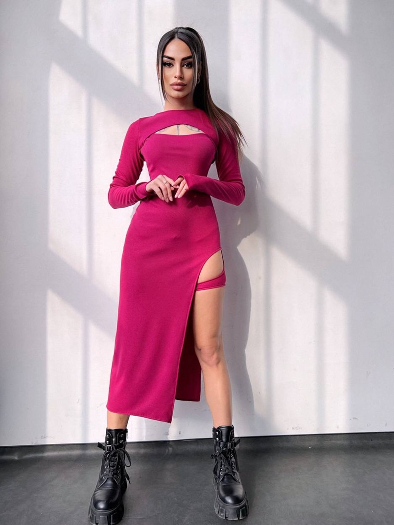 Облягаюча сукня міді цікавого крою | PUSHKA SHOP