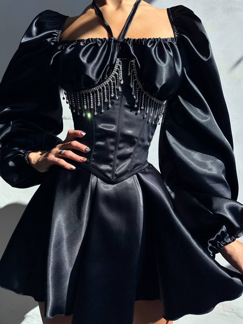 Сукня з корсетом, декорованим бахромою зі страз Ручна робота  | PUSHKA SHOP