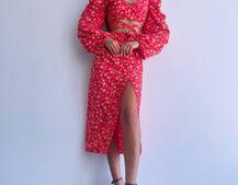 Квітковий комплект: топ із зав'язками на талії + спідниця міді з розрізом Квітковий комплект: топ із зав'язками на талії + спідниця міді з розрізом | PUSHKA SHOP