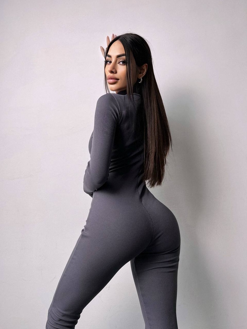 Облягаючий трикотажний комбінезон  | PUSHKA SHOP