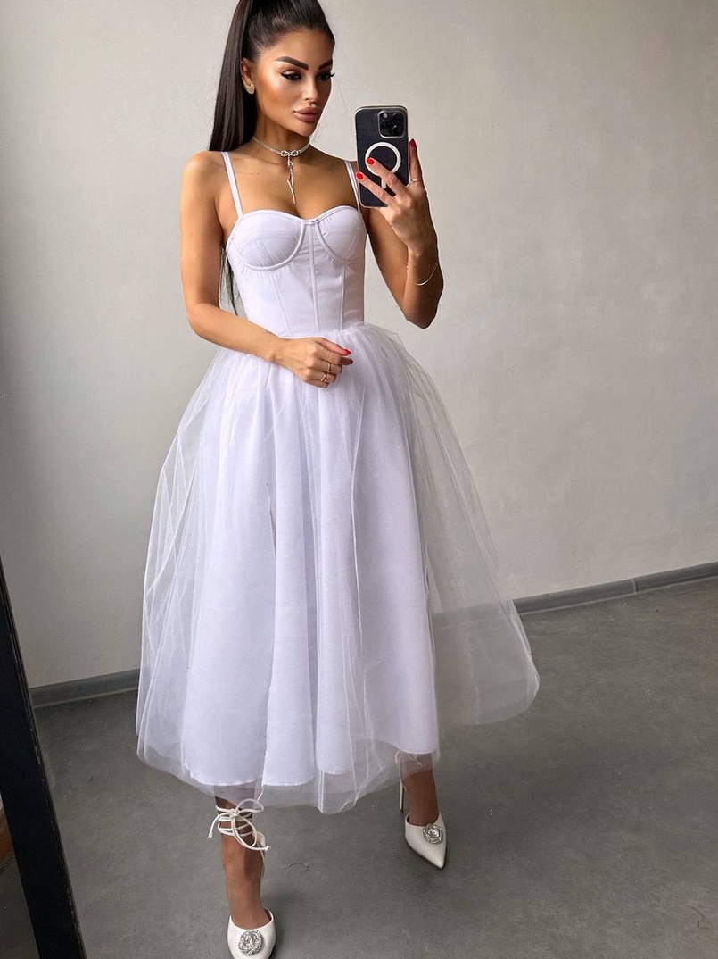 Сукня міді із чашечками з пишною спідницею | PUSHKA SHOP