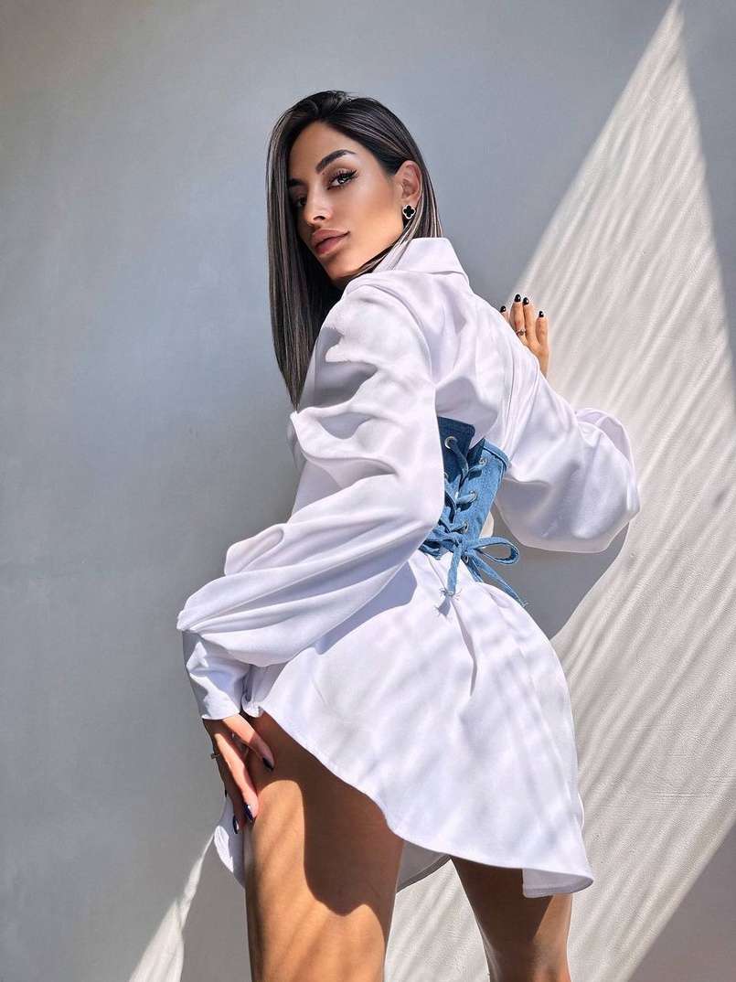 Приталена сорочка + корсет декорований камінцями Ручна робота Приталена сорочка + корсет декорований камінцями Ручна робота | PUSHKA SHOP