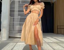 Комплект из хлопка: топ с завязками на груди + юбка-миди с разрезом Комплект из хлопка: топ с завязками на груди + юбка-миди с разрезом | PUSHKA SHOP