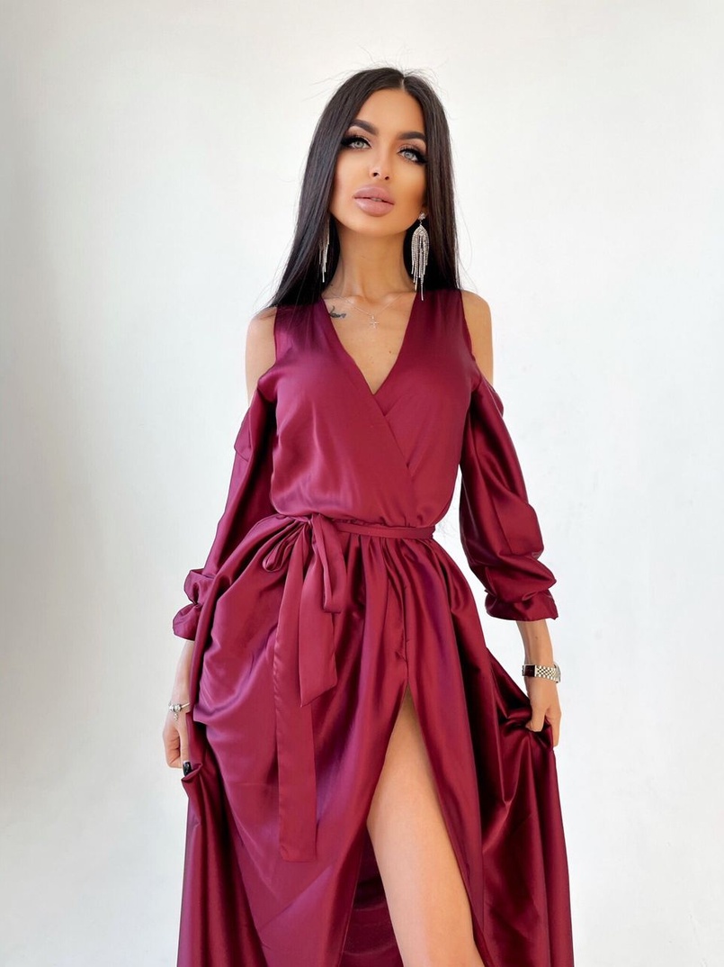 Шелковое платье макси с разрезом  Шелковое платье макси с разрезом  | PUSHKA SHOP