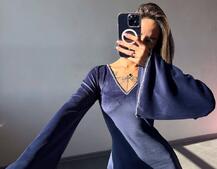 Оксамитова сукня,  декорована стразами з розкльошоними рукавами  | PUSHKA SHOP