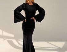 Трикотажна сукня максі з розкльошеними рукавами та відкритою спиною | PUSHKA SHOP