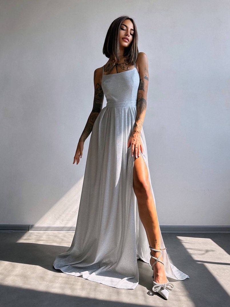 Сяюча сукня максі  зі шнурівкою на спинці | PUSHKA SHOP