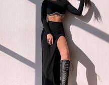 Комплект: спідниця з розрізом + топ, декорований бахромой зі страз Комплект: спідниця з розрізом + топ, декорований бахромой зі страз | PUSHKA SHOP