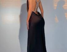 Шелковое платье-комбинация, декорированное цепями  | PUSHKA SHOP