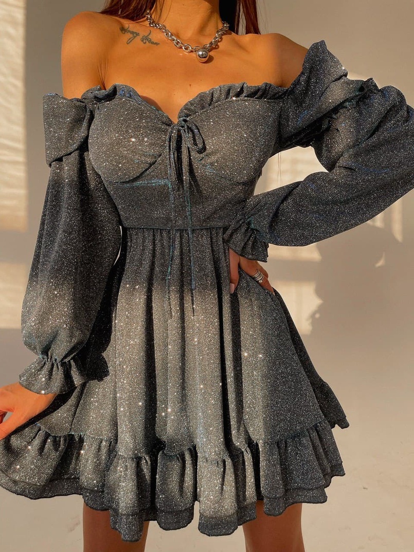 Блискуча сукня з оборками та чашками з ефектом push up Блискуча сукня з оборками та чашками з ефектом push up | PUSHKA SHOP