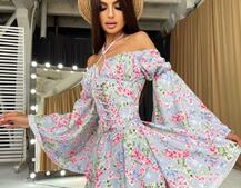 Цветочное платье с расклешенными рукавами и корсетом Цветочное платье с расклешенными рукавами и корсетом | PUSHKA SHOP