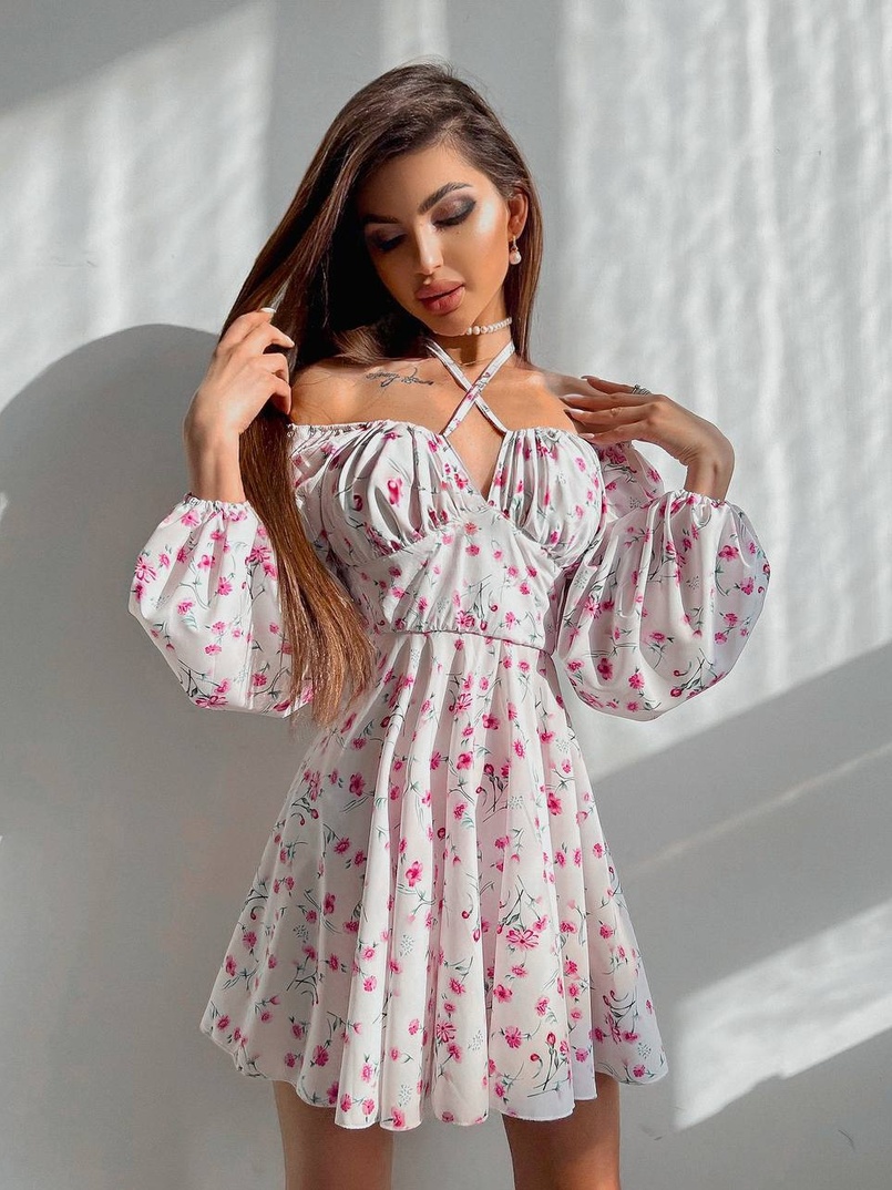 Цветочное платье с пышной юбкой и завязками на груди  Цветочное платье с пышной юбкой и завязками на груди  | PUSHKA SHOP