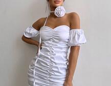 Сукня - міні з драпіруванням та трояндою-чокером Сукня - міні з драпіруванням та трояндою-чокером | PUSHKA SHOP