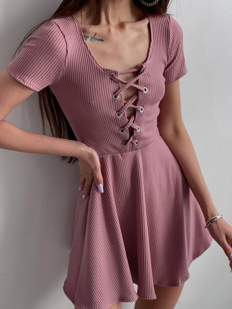 Трикотажное платье-мини со шнуровкой на груди  | PUSHKA SHOP