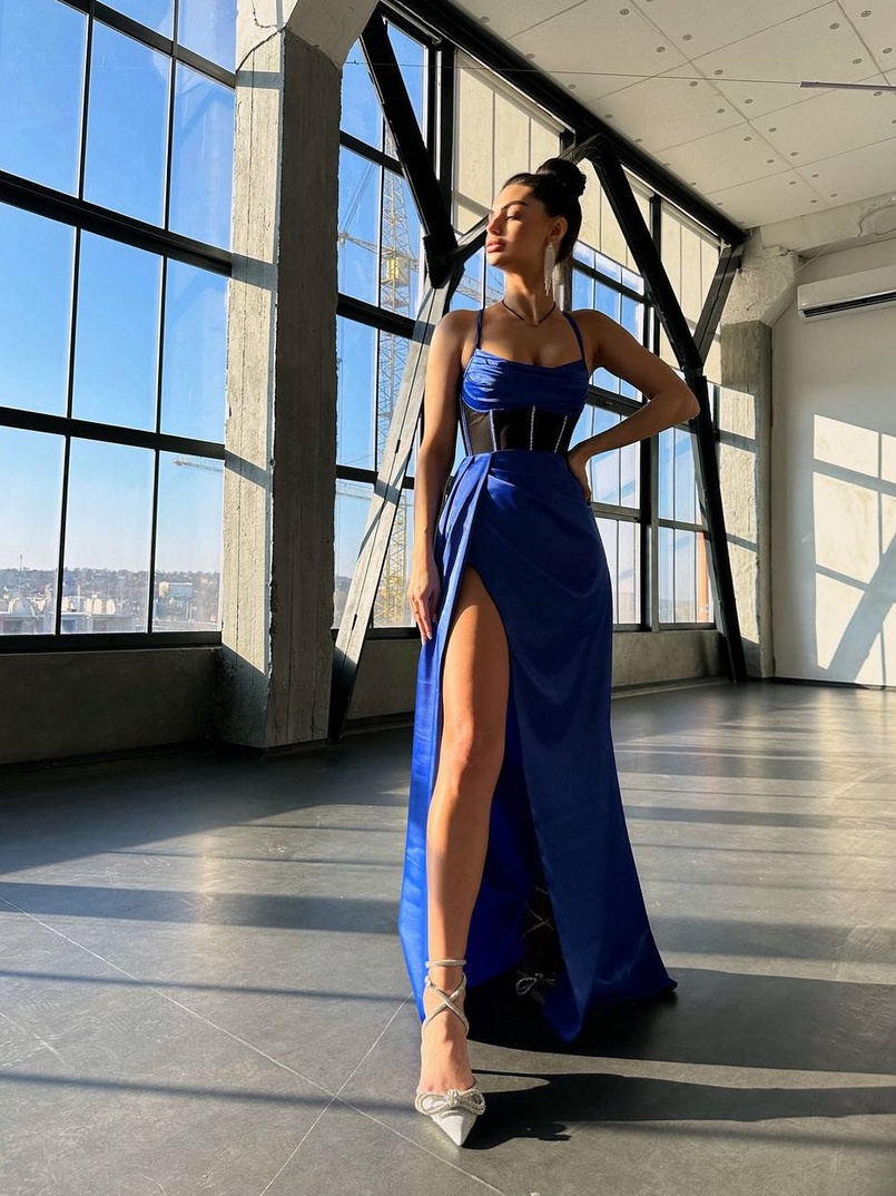 Комплект: корсет, декорований стразами + спідниця максі з драпіруванням Комплект: корсет, декорований стразами + спідниця максі з драпіруванням | PUSHKA SHOP