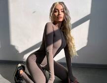 Трикотажний комбінезон з відкритою спиною  | PUSHKA SHOP