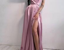 Платье макси с разрезом на юбке и запахом на груди Платье макси с разрезом на юбке и запахом на груди | PUSHKA SHOP