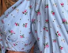 Квіткова сукня з розрізом на спідниці Квіткова сукня з розрізом на спідниці | PUSHKA SHOP