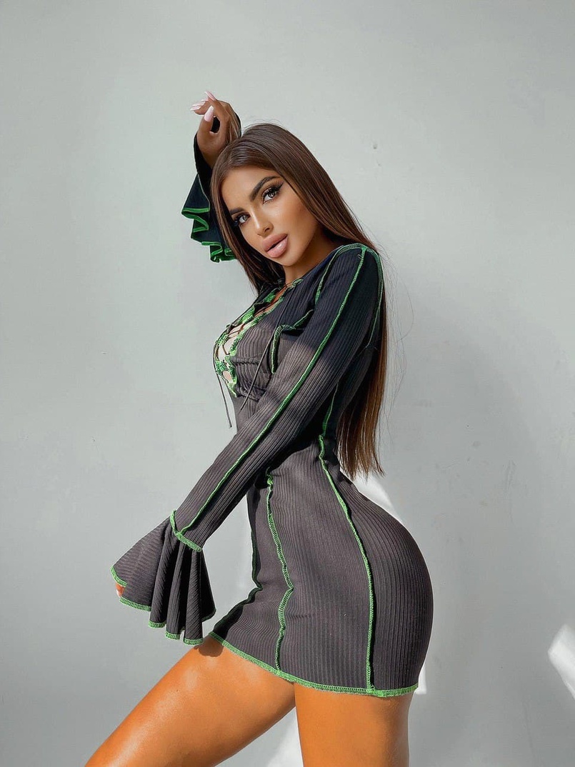 Трикотажное платье с контрастными элементами и шнуровкой  | PUSHKA SHOP