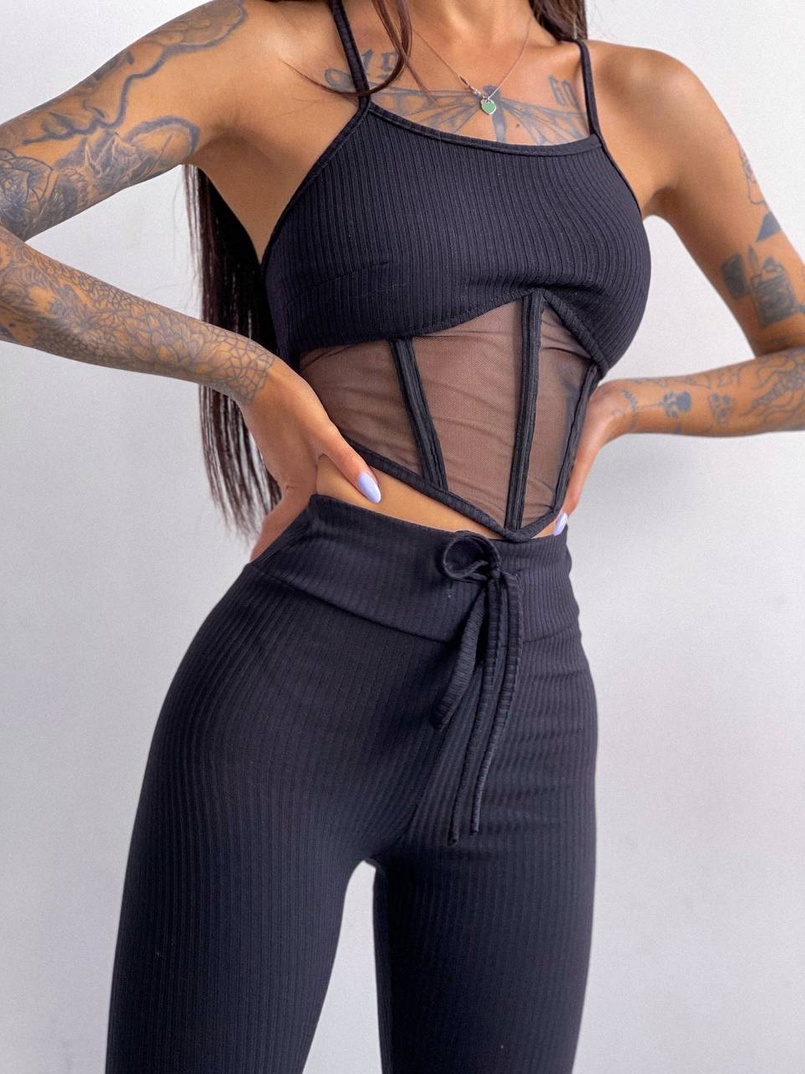 Трикотажный комплект: корсетный топ на косточках + леггинсы Трикотажный комплект: корсетный топ на косточках + леггинсы | PUSHKA SHOP