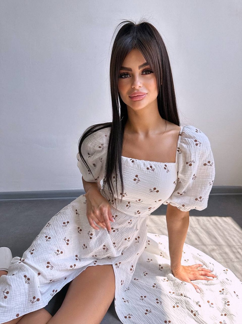 Сукня -міді зі шнурівкою на спинці та розрізом на ніжці з принтом Сукня -міді зі шнурівкою на спинці та розрізом на ніжці з принтом | PUSHKA SHOP