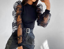 Блузка с объёмными кружевными рукавами Блузка с объёмными кружевными рукавами | PUSHKA SHOP