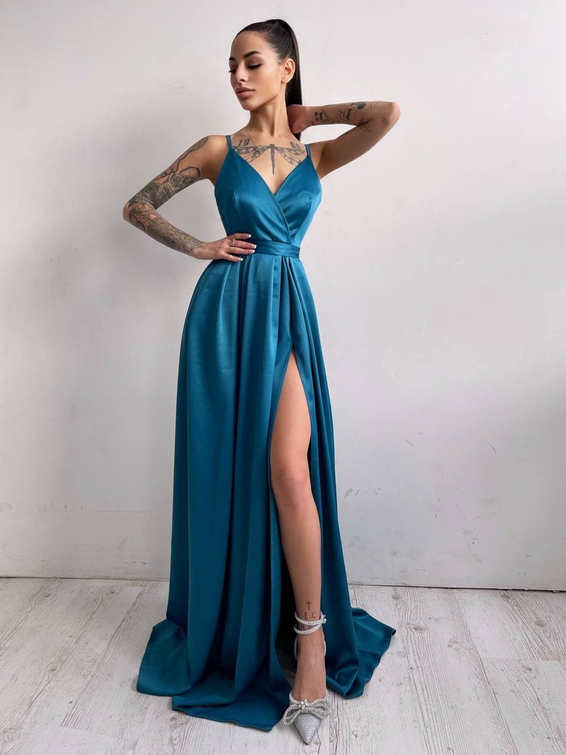 Платье макси с разрезом на юбке и запахом на груди   Платье макси с разрезом на юбке и запахом на груди   | PUSHKA SHOP