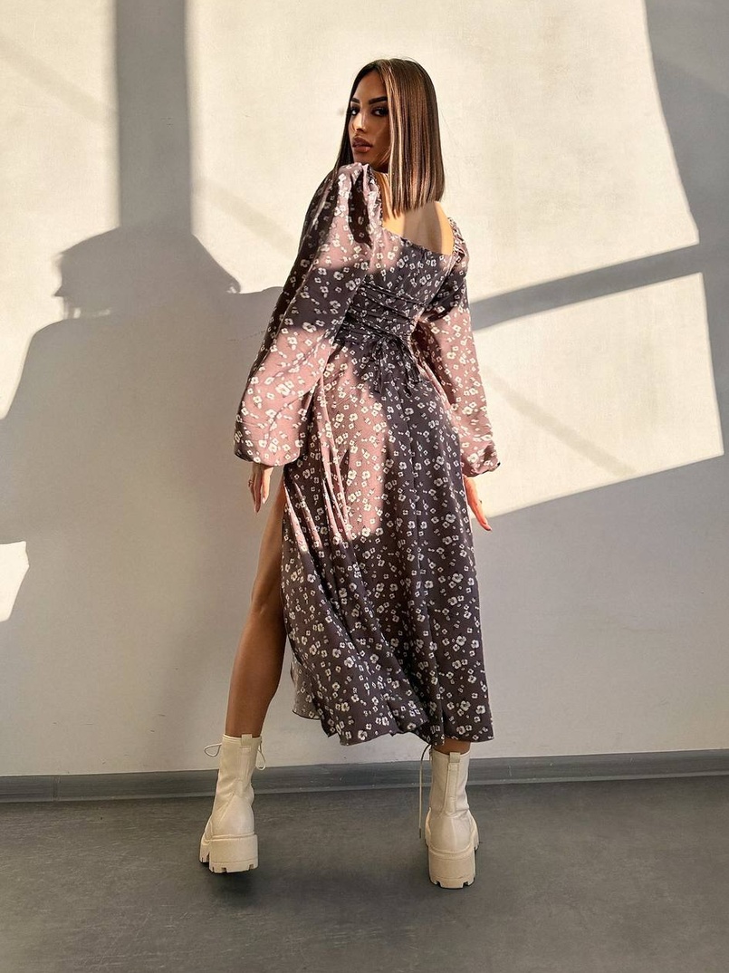 Улюблена сукня-міді зі шнурівкою на талії Улюблена сукня-міді зі шнурівкою на талії | PUSHKA SHOP