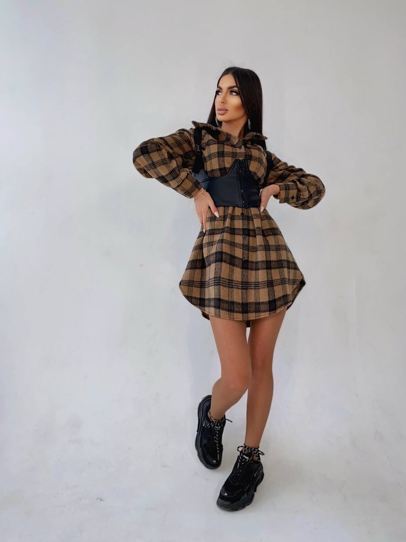 Тёплое байковое платье-рубашка в клетку Тёплое байковое платье-рубашка в клетку | PUSHKA SHOP