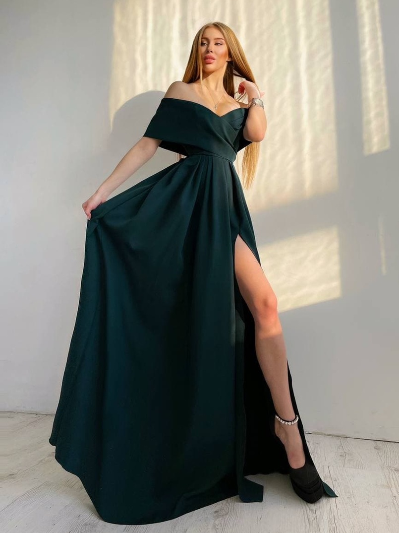 Платье-макси с разрезом | PUSHKA SHOP