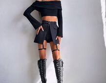 Комплект: топ + спідниця-шорти з портупеями Комплект: топ + спідниця-шорти з портупеями | PUSHKA SHOP