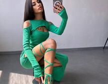 Трикотажна сукня з зав’язкою на ніжку Трикотажна сукня з зав’язкою на ніжку | PUSHKA SHOP