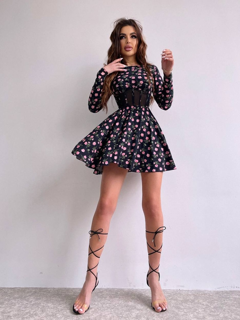 Приталена сукня з корсетною вставкою та спідницею-сонцем Приталена сукня з корсетною вставкою та спідницею-сонцем | PUSHKA SHOP