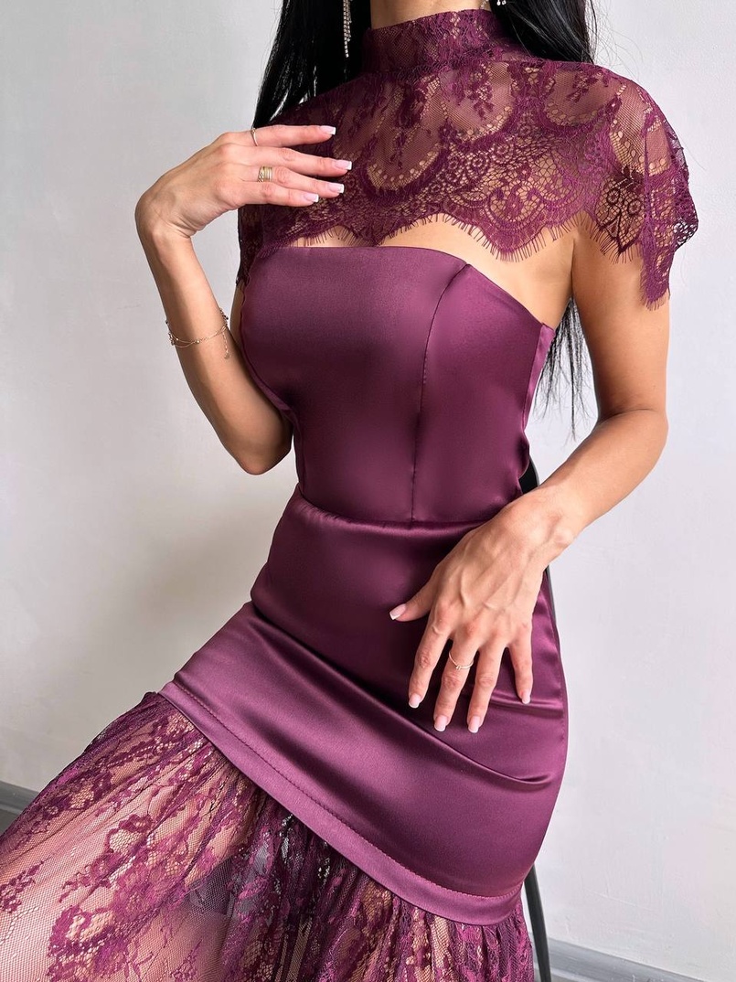 Елегантна сукня максі з мереживом Елегантна сукня максі з мереживом | PUSHKA SHOP