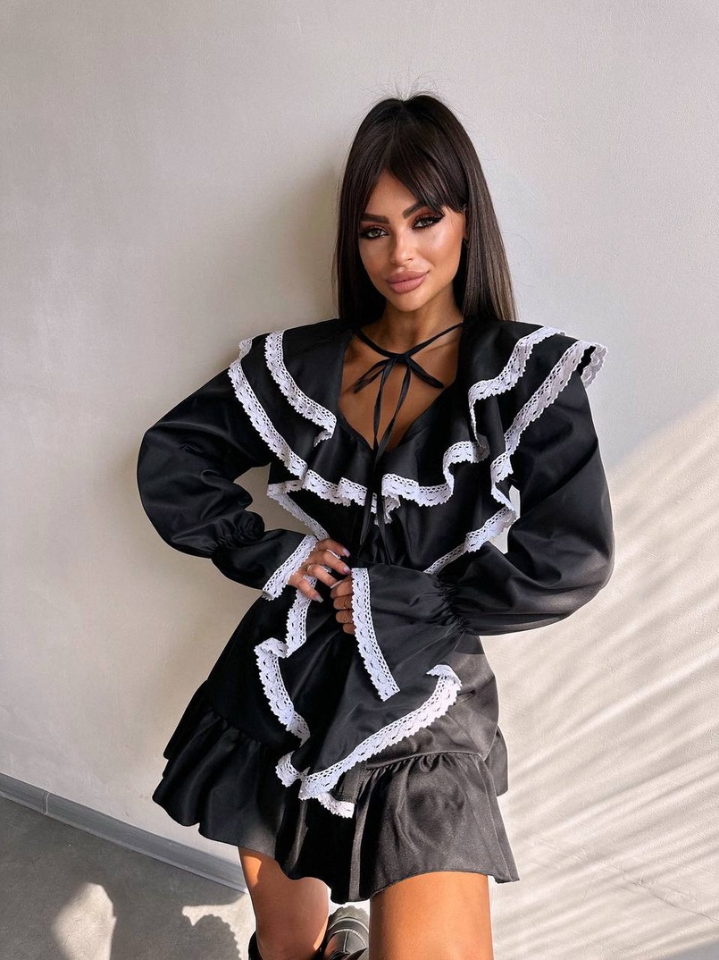 Котонова сукня декорована мереживом Котонова сукня декорована мереживом | PUSHKA SHOP