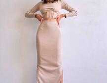 Трикотажний комплект: топ з елементами корсету та спідниця з розрізами Трикотажний комплект: топ з елементами корсету та спідниця з розрізами | PUSHKA SHOP