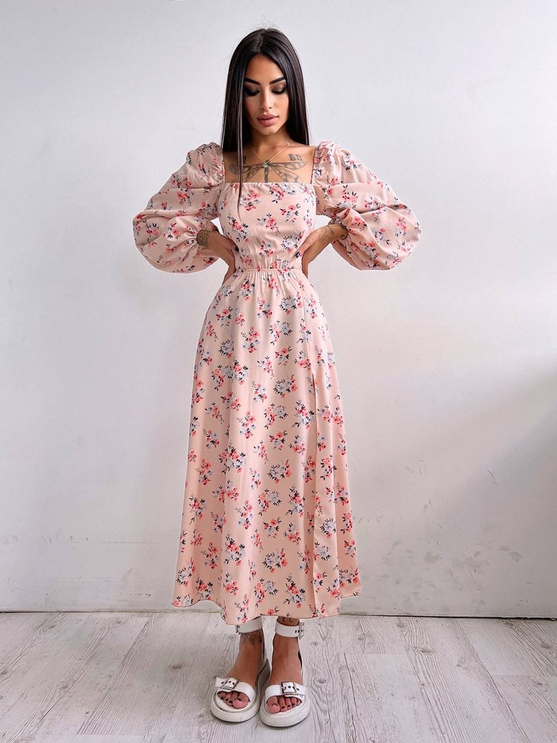 Сукня зі шнурівкою по спинці та розрізом на спідниці Сукня зі шнурівкою по спинці та розрізом на спідниці | PUSHKA SHOP