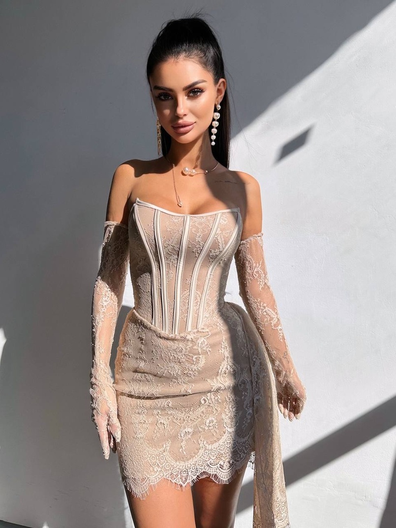 Сукня міні зі шлейфом та рукавичками | PUSHKA SHOP