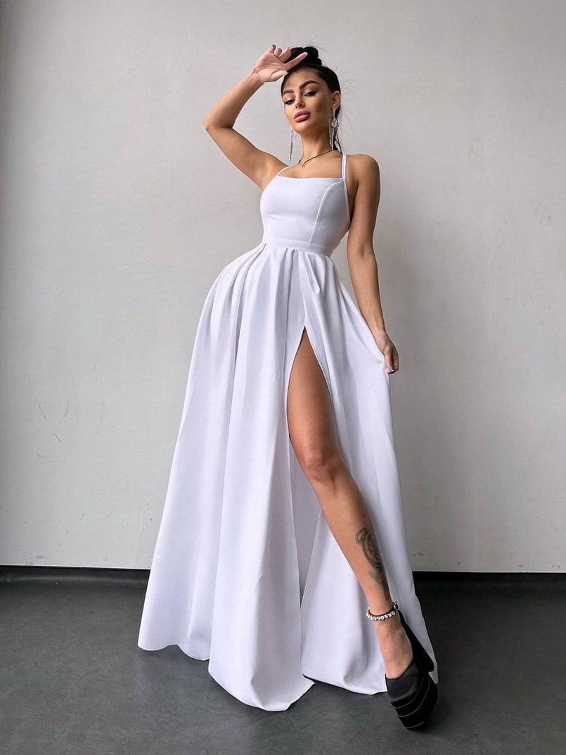 Сукня максі зі шнурівкою на спинці Сукня максі зі шнурівкою на спинці | PUSHKA SHOP