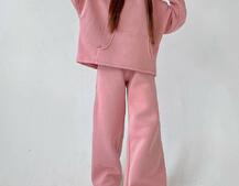 Тёплый костюм с расклешенными брюками Тёплый костюм с расклешенными брюками | PUSHKA SHOP