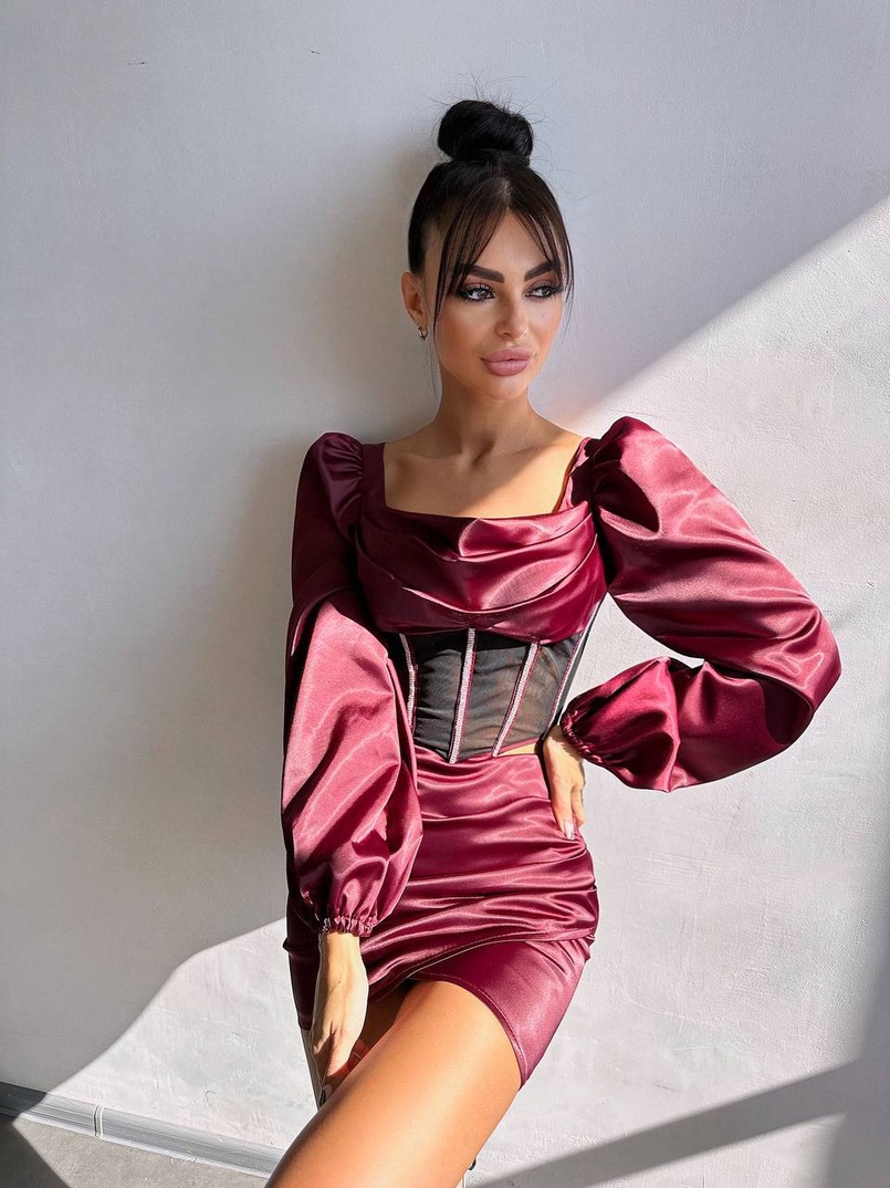 Комплект: корсет, декорований стразами + спідниця міні з драпіруванням   Ручна робота  Комплект: корсет, декорований стразами + спідниця міні з драпіруванням   Ручна робота  | PUSHKA SHOP