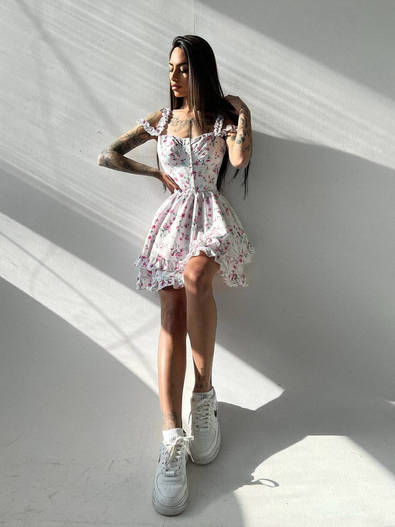 Платье с корсетным верхом и оборками на юбочке | PUSHKA SHOP