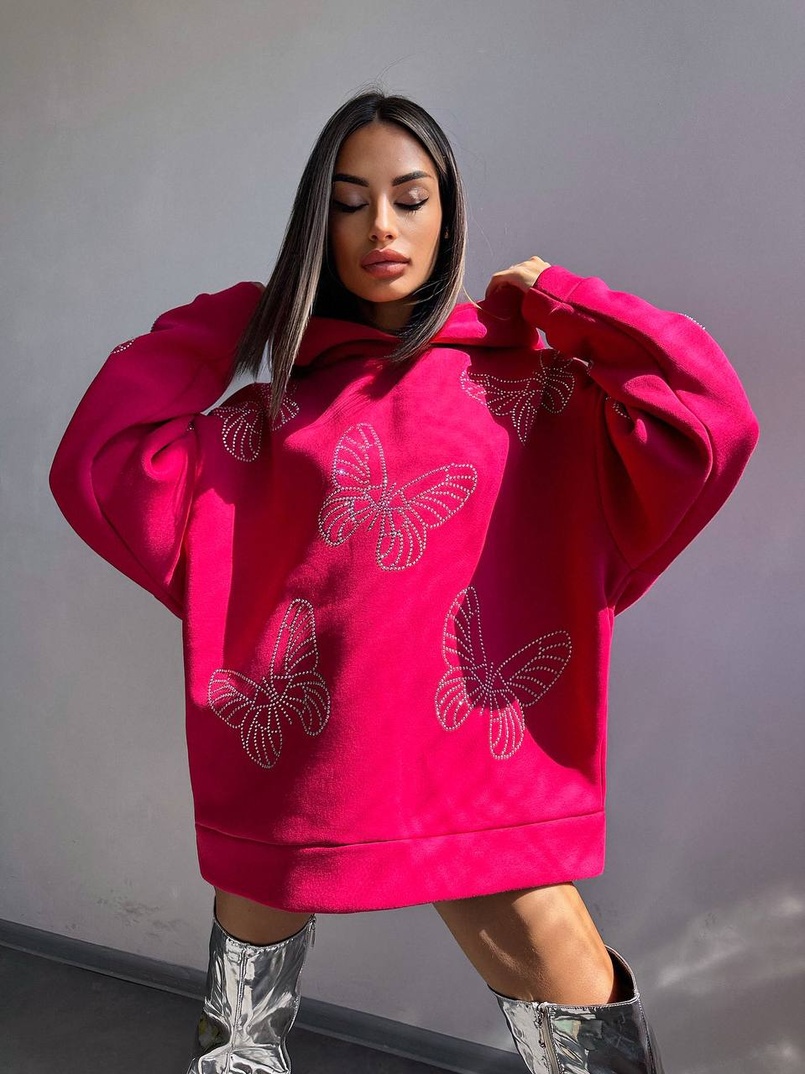 Трендове худі over size із сяючими стразами Трендове худі over size із сяючими стразами | PUSHKA SHOP